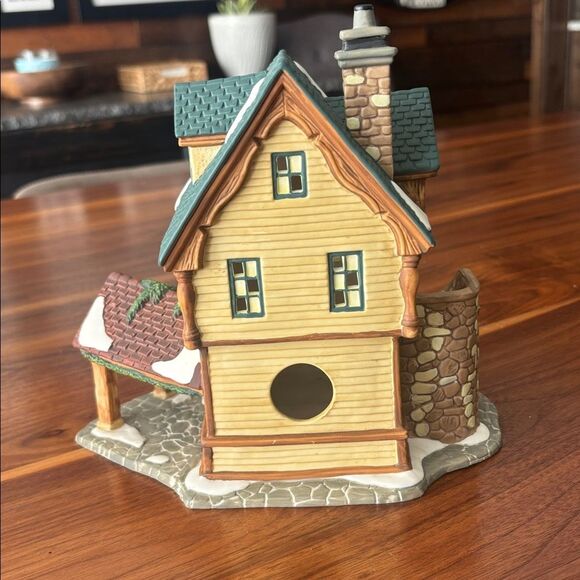 Santa’s Workbench Victorian Series Potion & Pill Apothecary Christmas Village - Picture 6 of 11